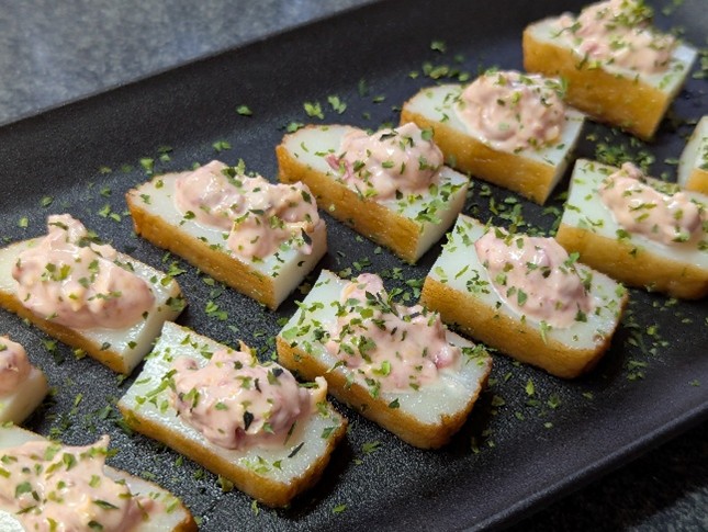 食が進む！与作揚げの梅マヨネーズ添え