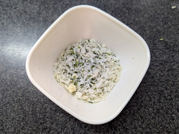 カリカリ食感！与作揚げの青のりパン粉焼き