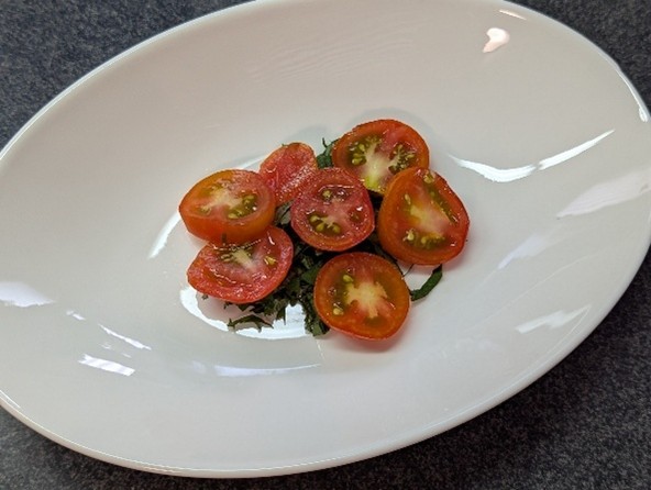 大葉とトマトの牡蠣アペタイザー