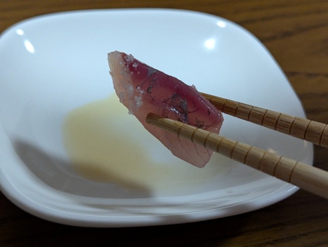 旨味がグンとUP！刺身を塩で食す
