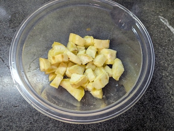 さつまいもとこんかさばの温サラダ