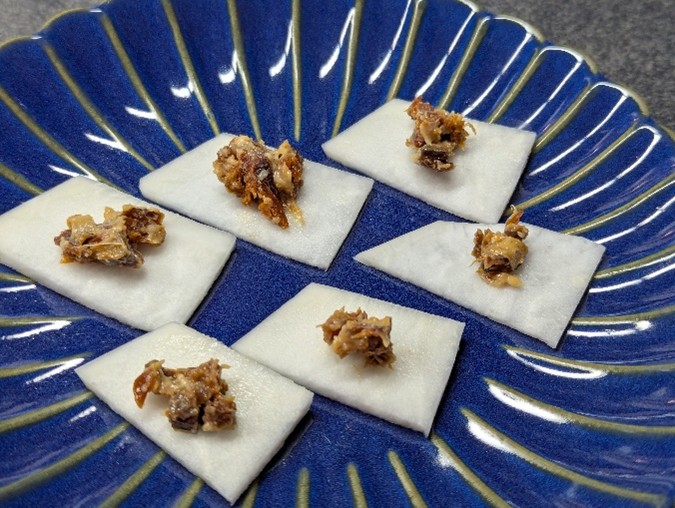 甘辛いかぶとこんかさば大吟醸酒粕漬の添え