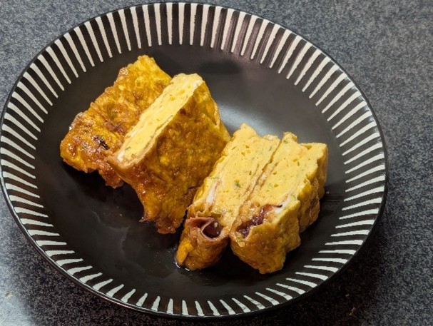 「ほたるいか粋づくり 醤油味」のふわふわ卵焼き